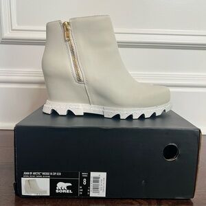 Sorel Joan of Arctic Size 8